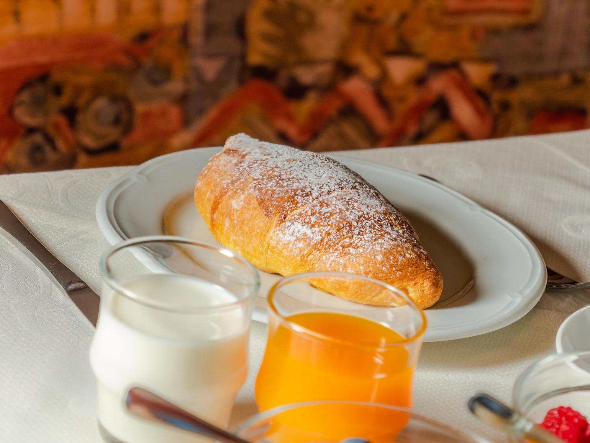 Garni La Grambla Hotel